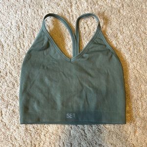 Set active ribbed v in pine